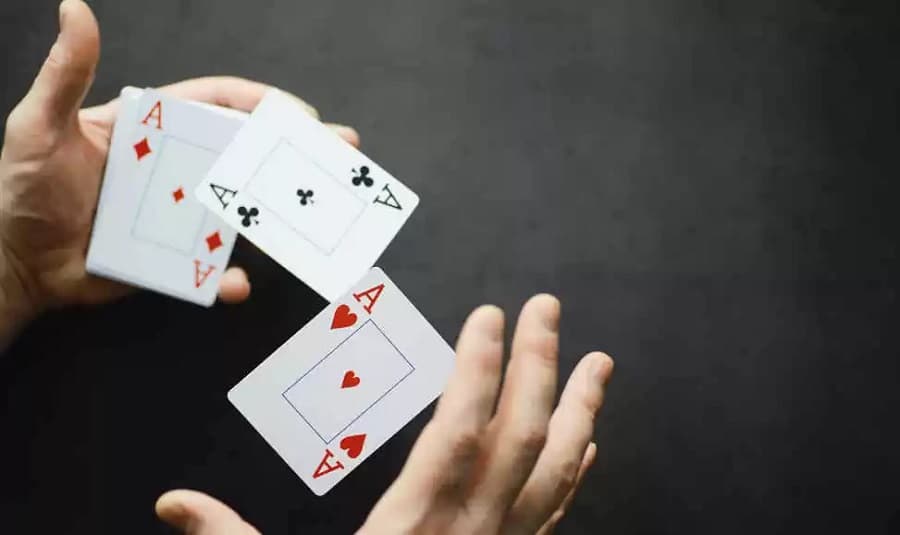 Các quy tắc trong Blackjack và mẹo chơi giúp bài thủ thắng lớn